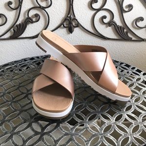 Ugg Kari metallic slides